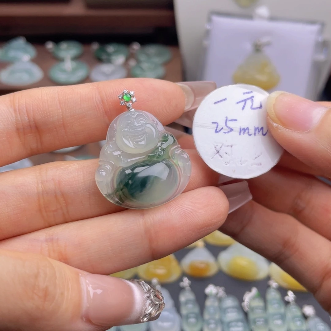 颈饰未镶嵌翡翠佛公