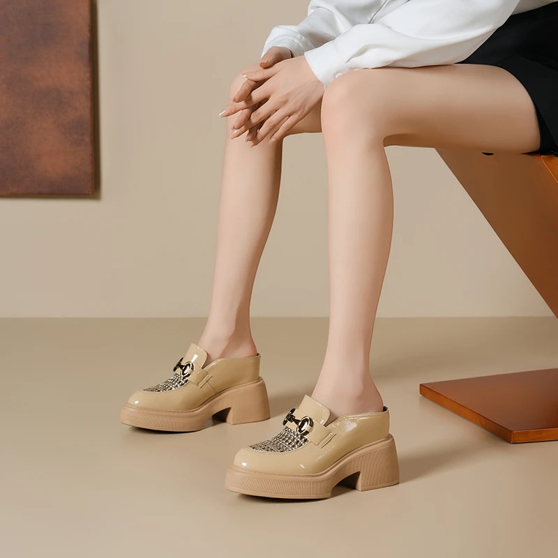 内增高10cm厚底尖头包头半拖鞋女半拖小个子镂空编织漆皮高跟凉拖