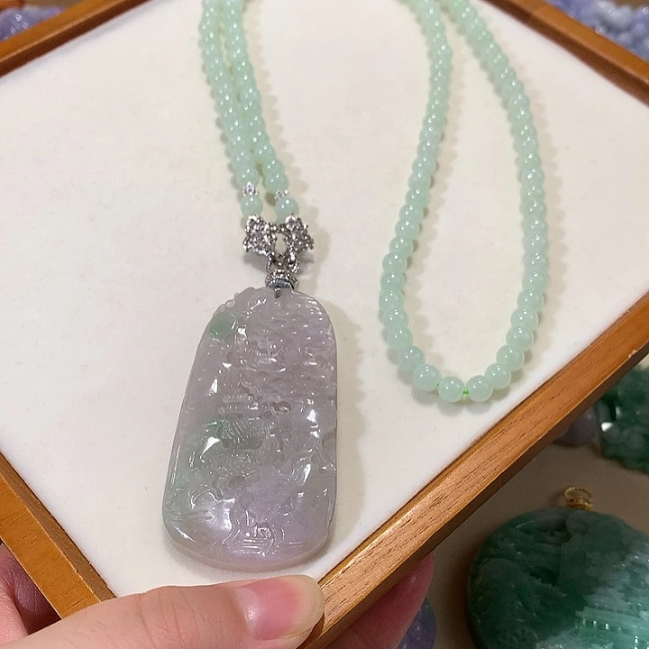 翡翠未镶嵌颈饰翡翠吊坠