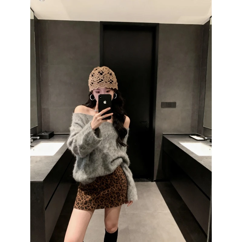 慵懒韩系一字领长袖毛衣秋季新款蝙蝠袖复古豹纹半身短裙两件套装