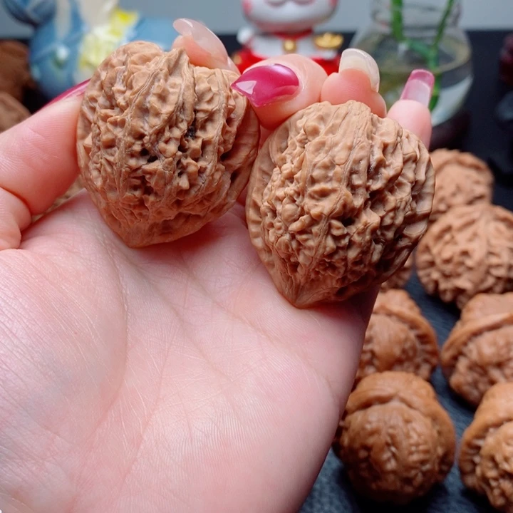 文玩核桃把件牡丹纹38