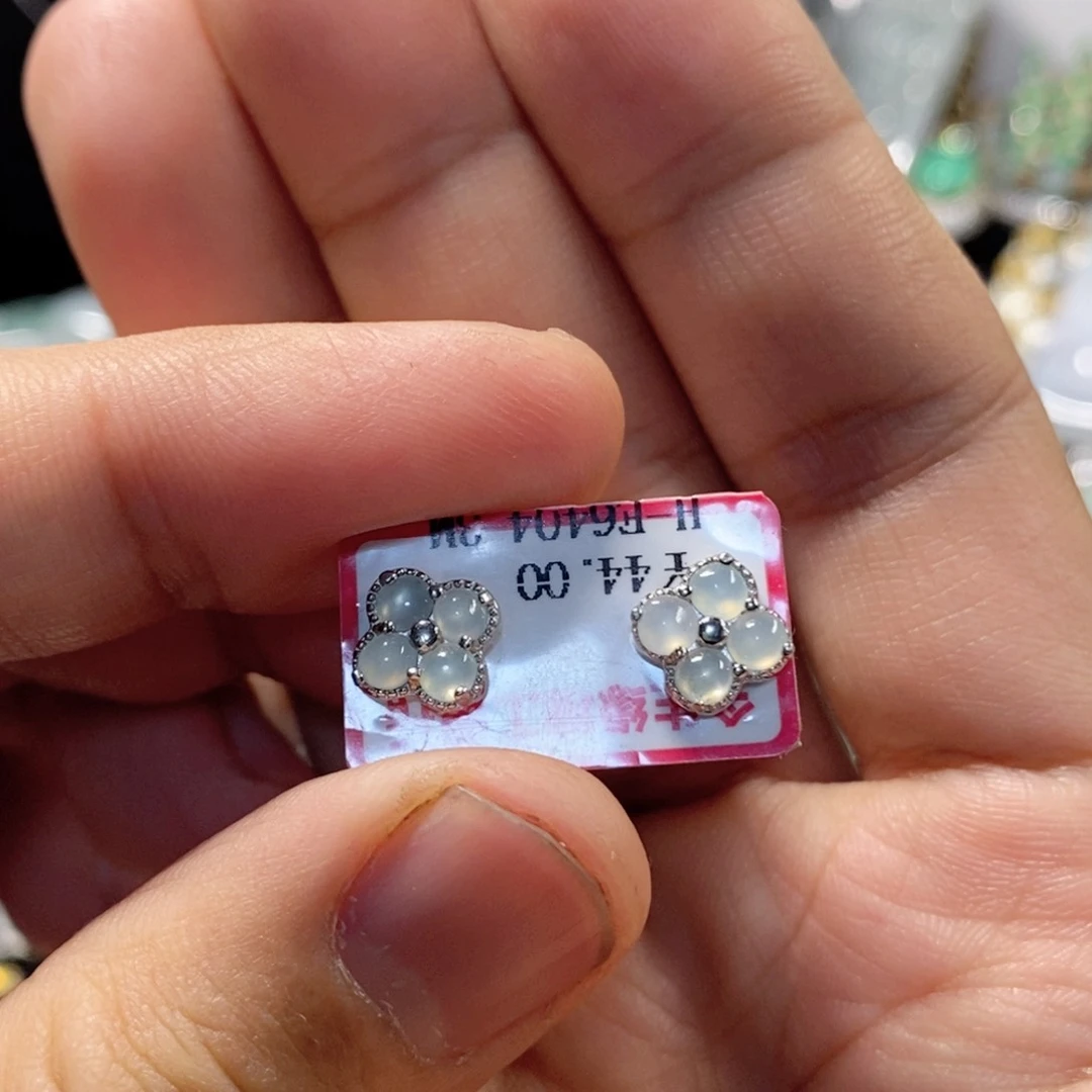 翡翠耳饰银S925镶嵌缅甸翡翠A货耳钉四叶草