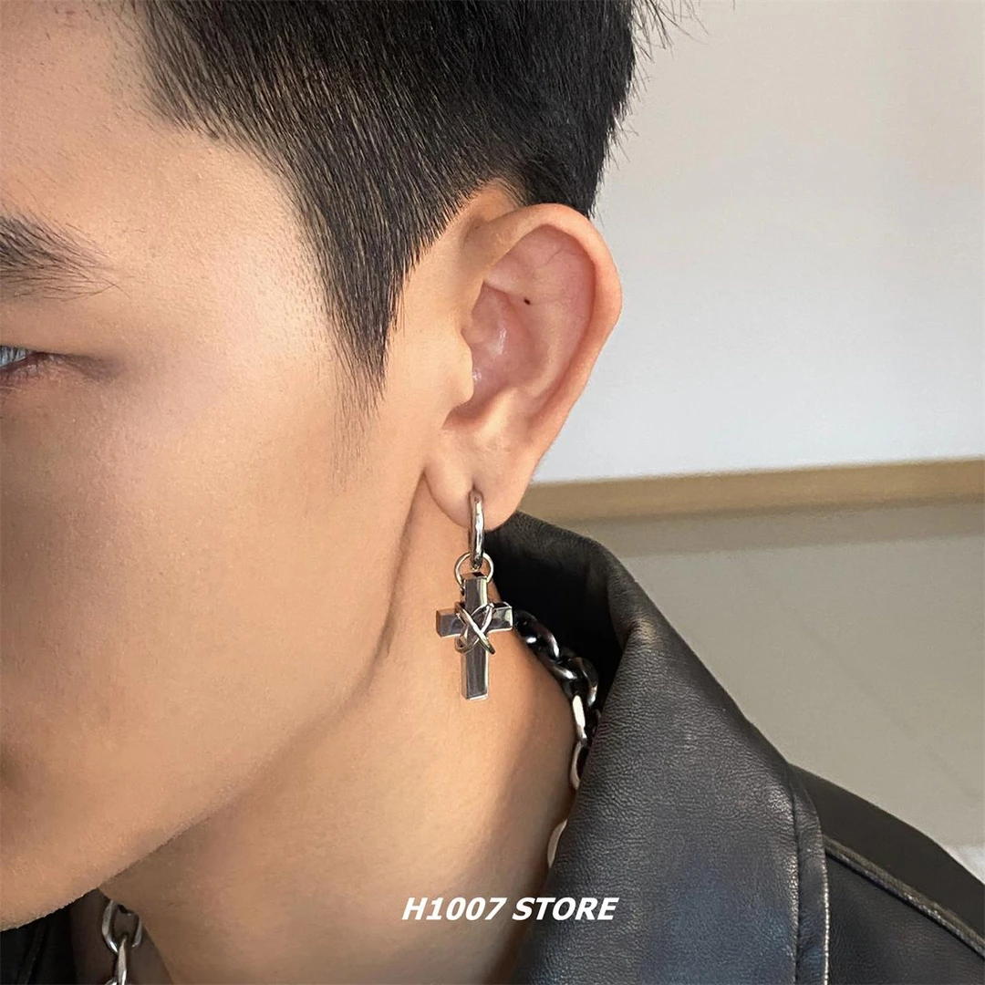 钛钢耳饰 重工十字缠绕钛钢不掉色耳钉男女小众设计冷淡风耳饰