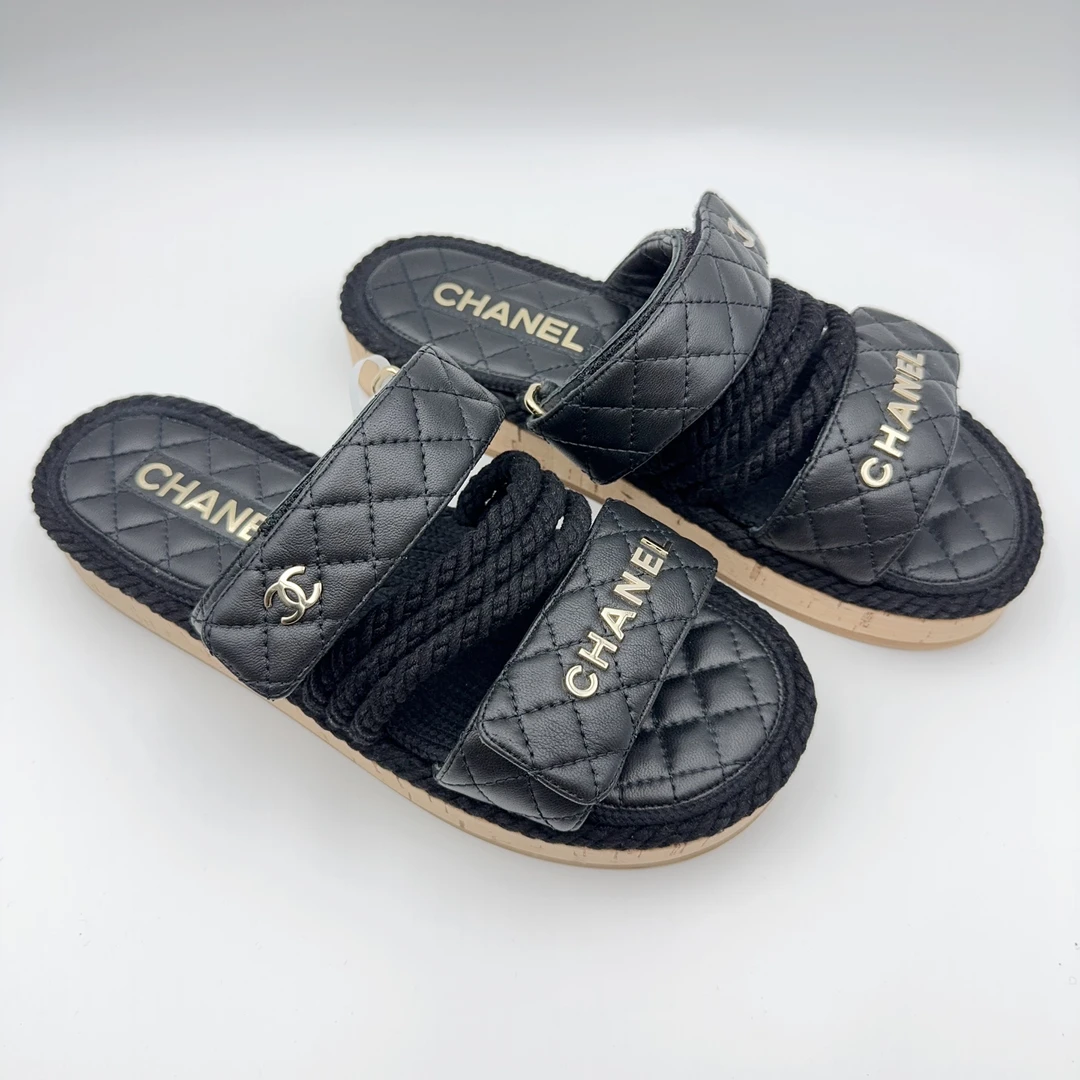 99新 Chanel/香奈儿 37码/黑金魔术贴凉鞋