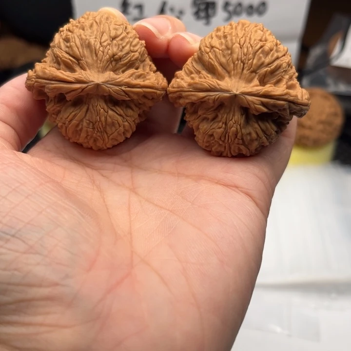 吊坠文玩核桃南疆43