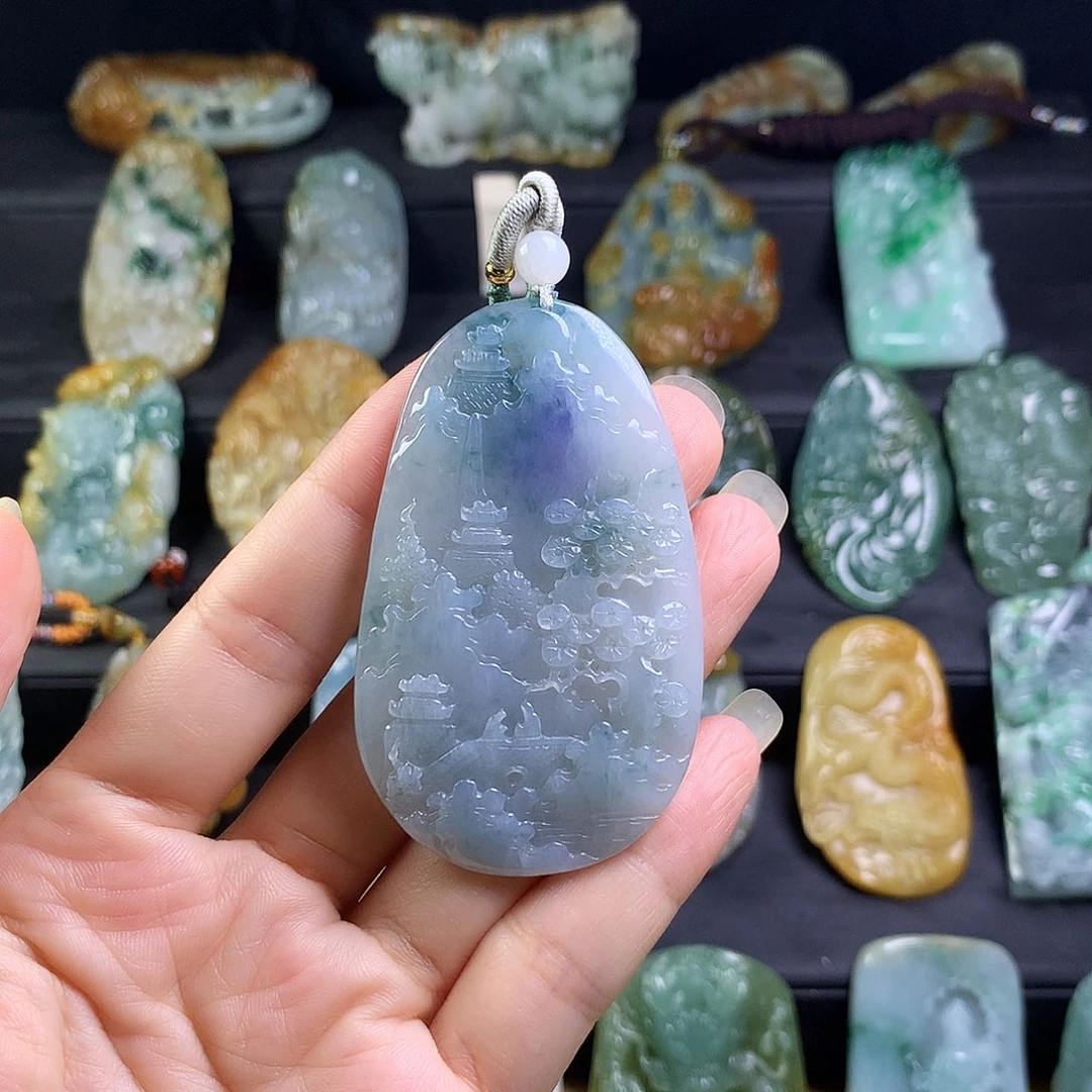 翡翠未镶嵌颈饰挂件