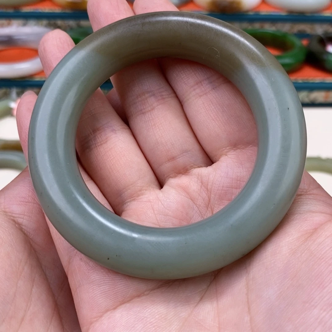 和田玉手镯55未镶嵌绾*丝