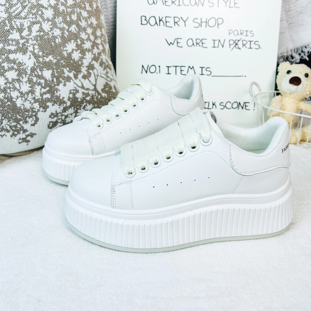 2025新款厚底增高休闲百搭饼干鞋