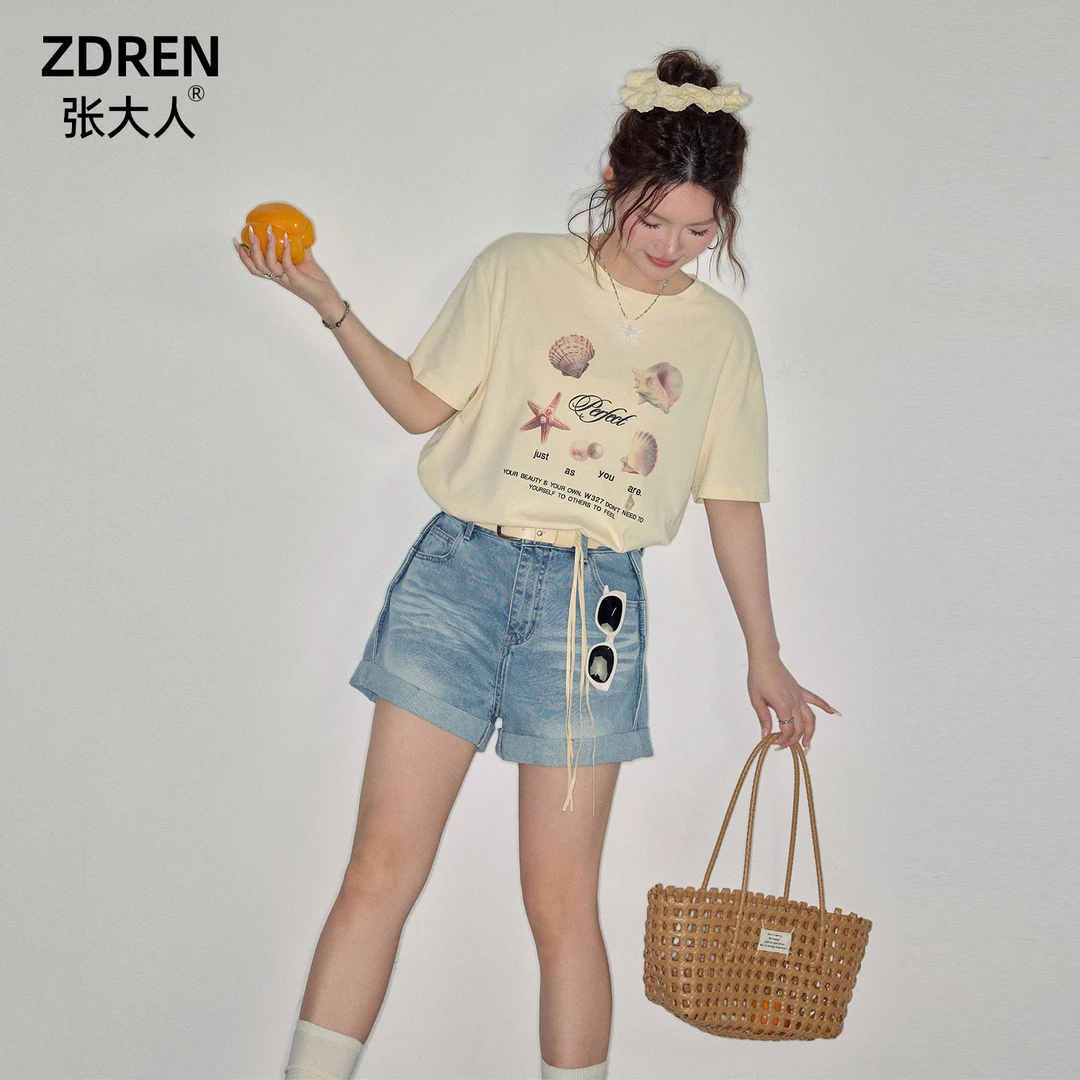 张大人【贝壳日记】大码女装微胖妹妹简约韩系印花T恤百搭牛仔短裤