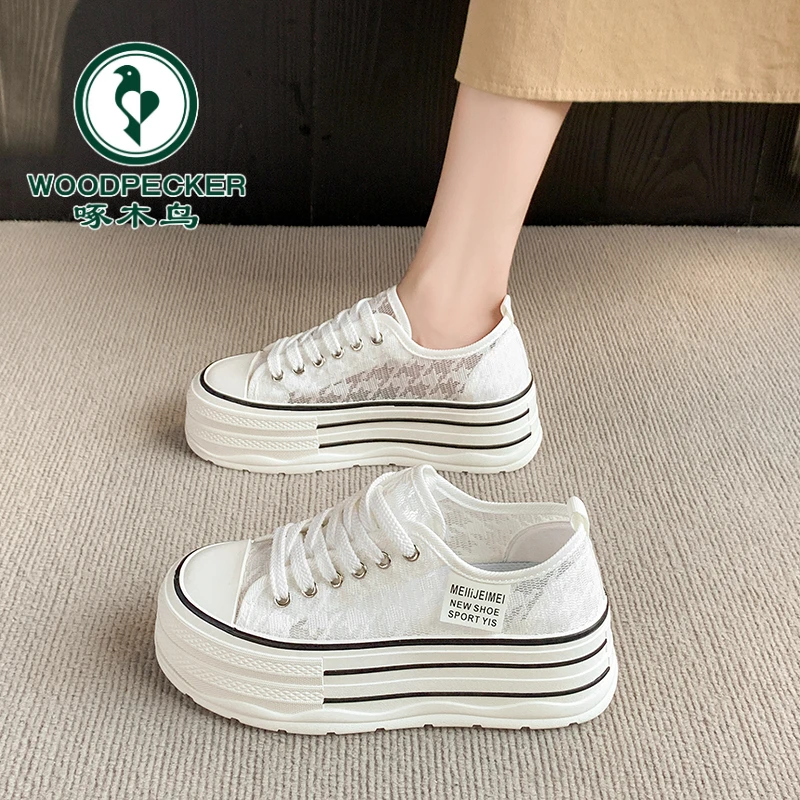 啄木鸟女小白鞋厚底2025新款夏季网面透气板鞋轻便休闲帆布运动鞋
