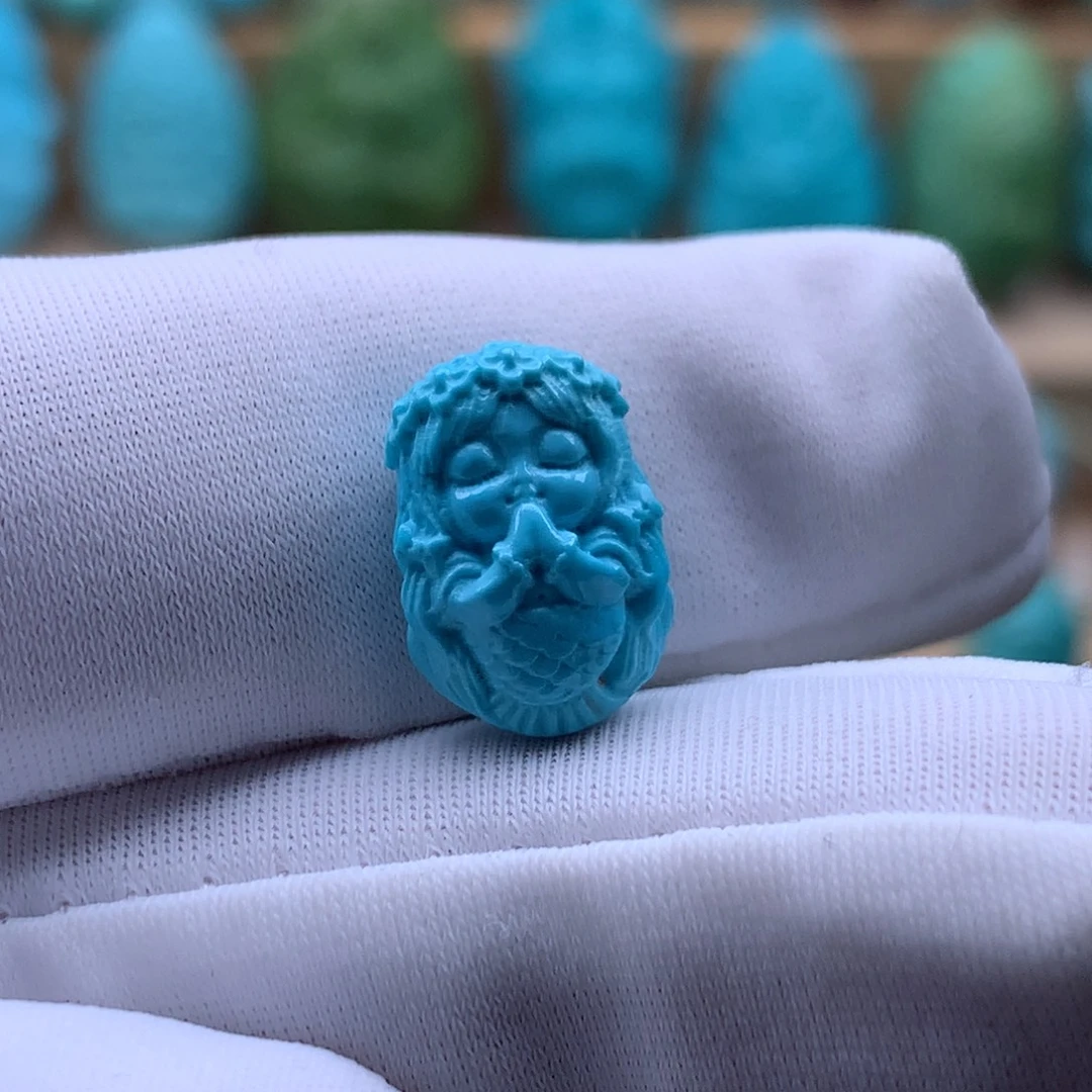 绿松石未镶嵌珠宝奇石