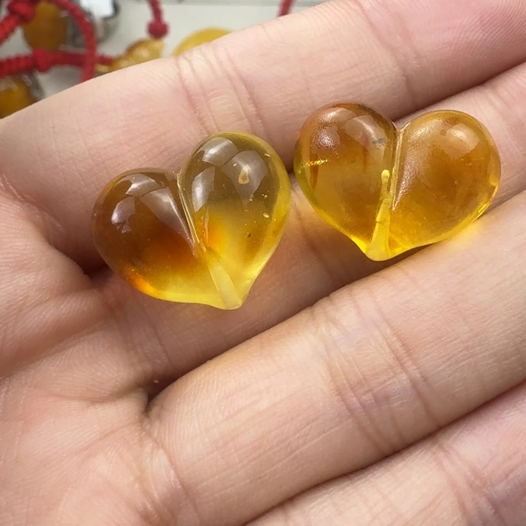 蜜蜡未镶嵌珠宝奇石微粉一对