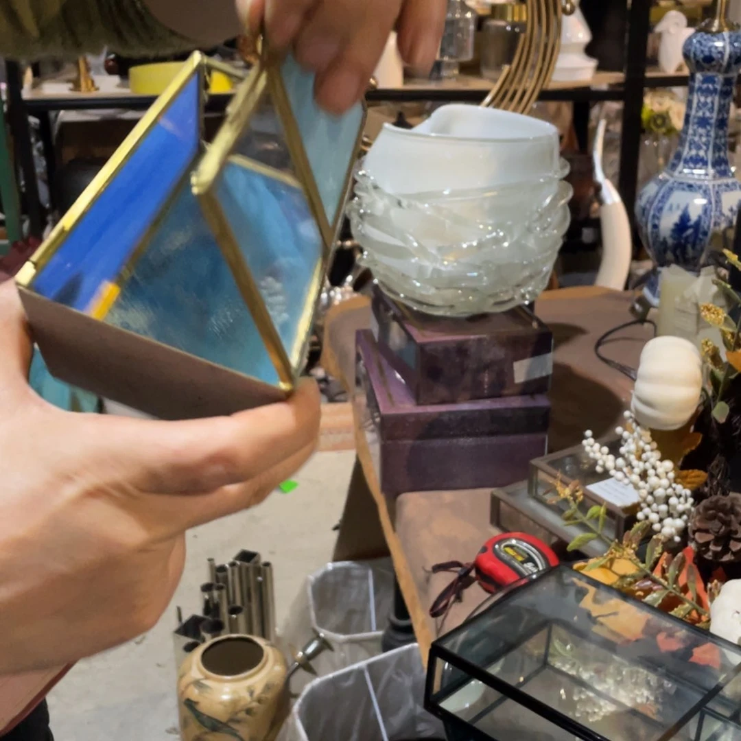 陶瓷花瓶，部分微瑕