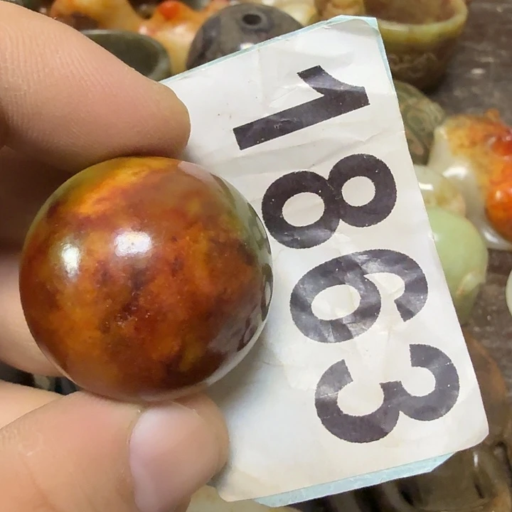 心***蕴和田玉未镶嵌颈饰
