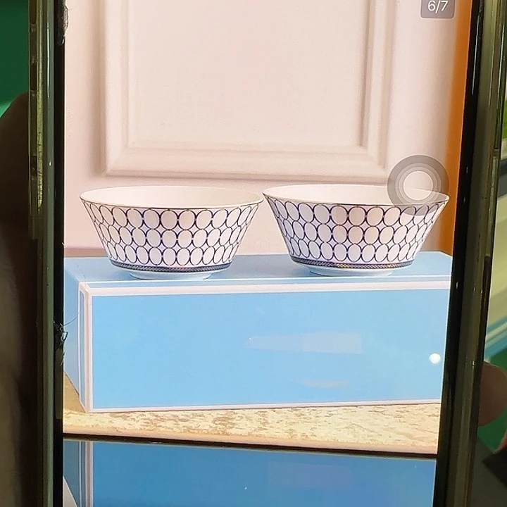 两个面碗面碗面碗