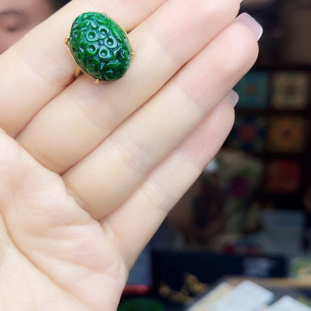 翡翠银S925镶嵌颈饰多样性