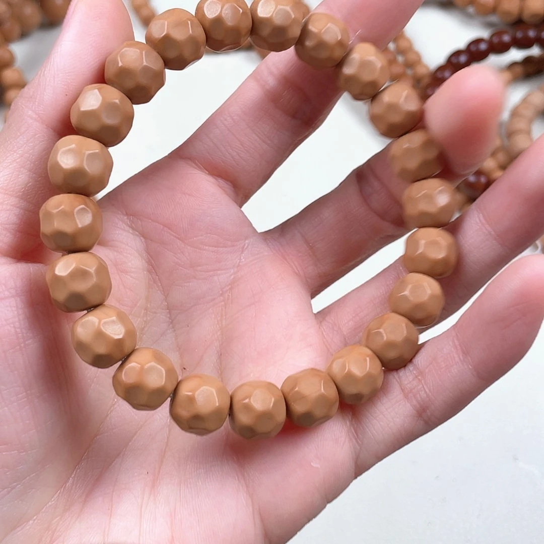 猴头核桃手串全品奶酪