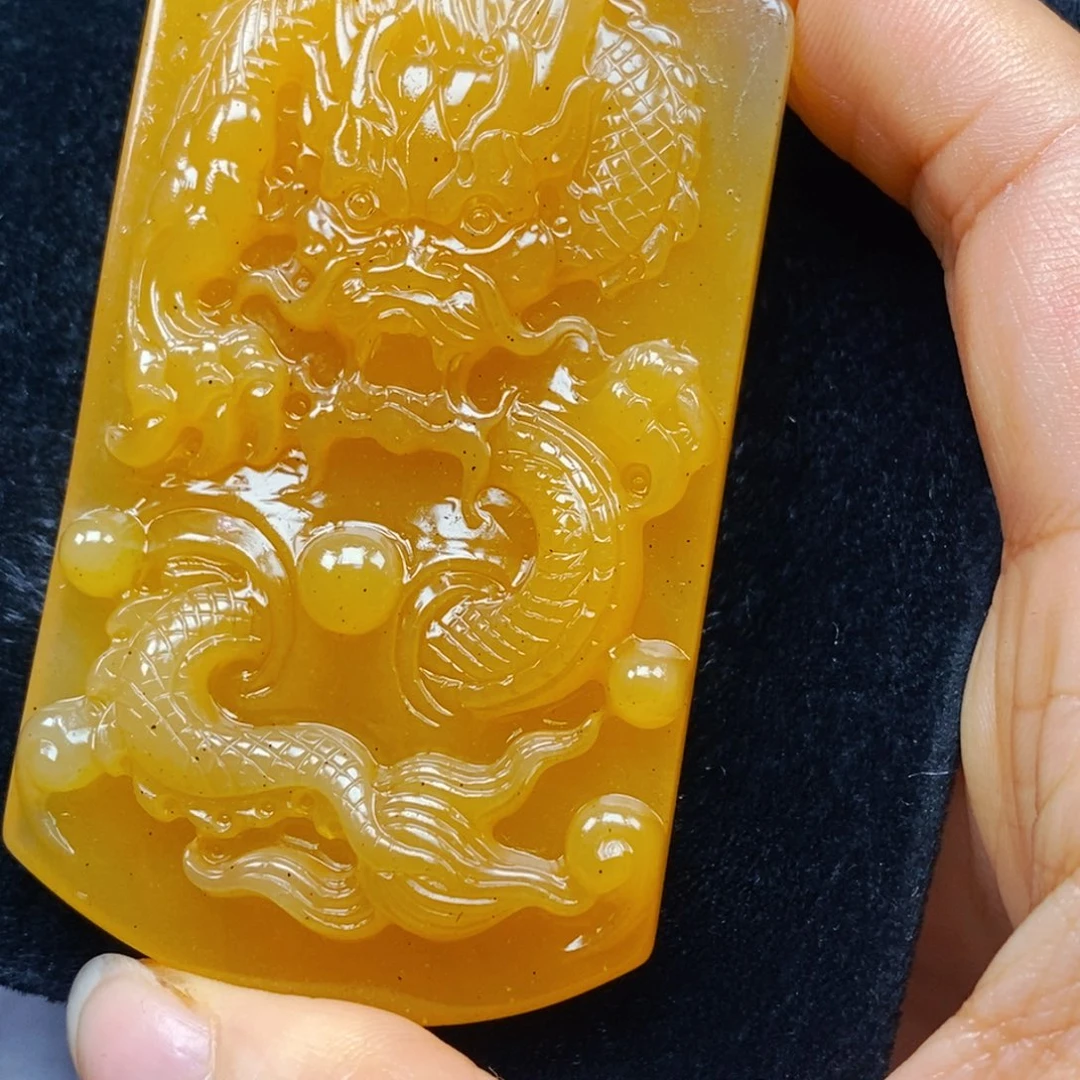未镶嵌石英质玉（黄龙玉）吊坠(不含链)