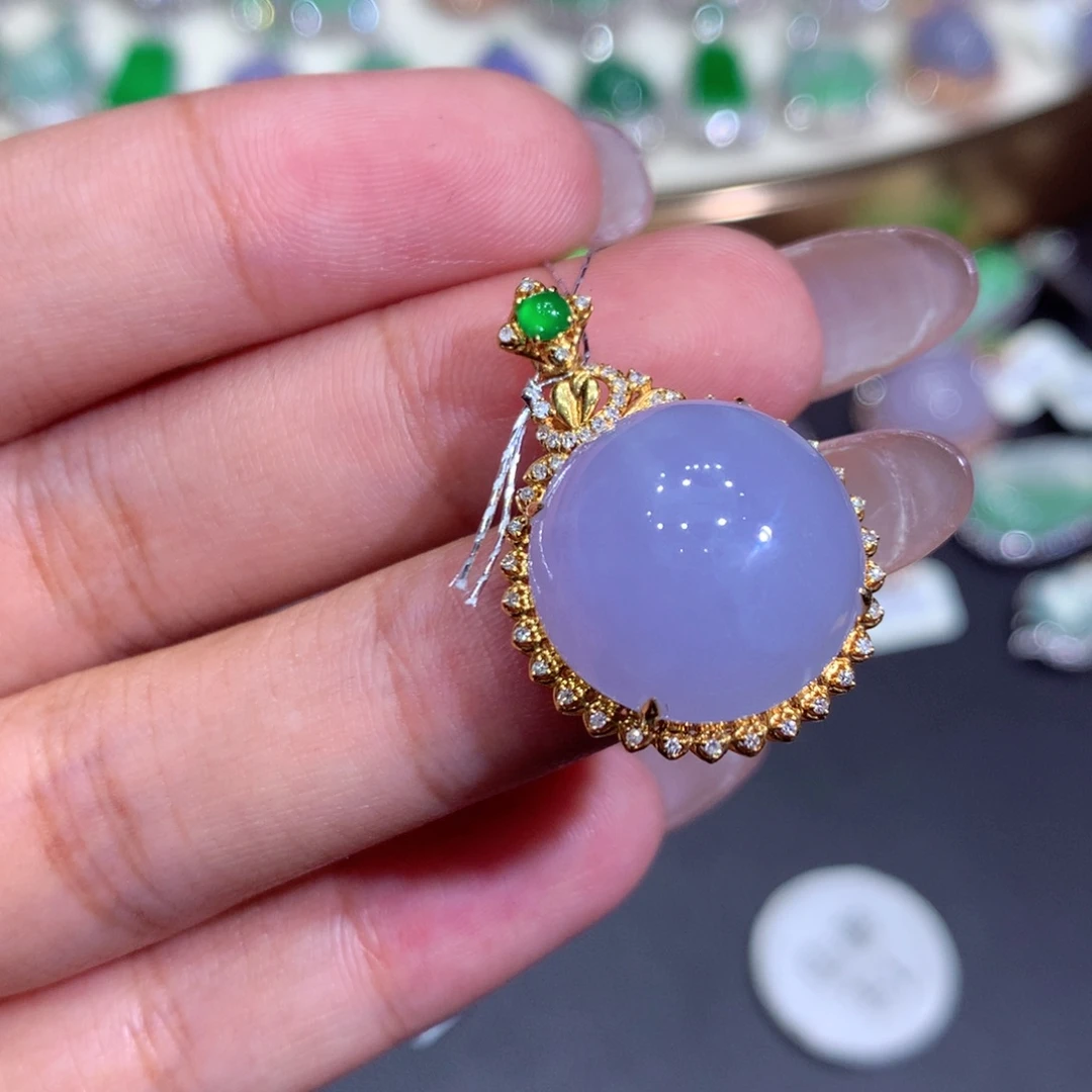 翡翠吊坠(赠链)18K金镶嵌