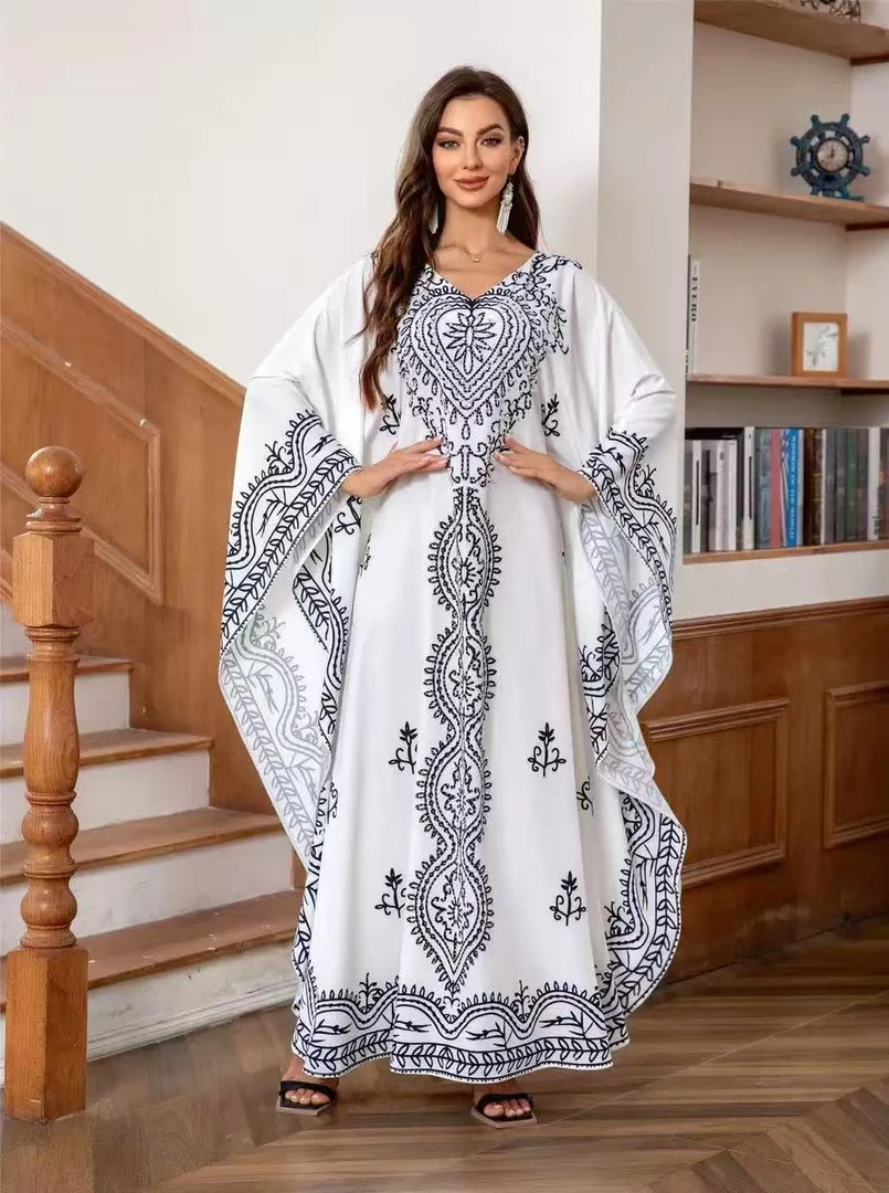 【A044】时尚新款民族风迪拜土耳其重工服饰白黑色长款连衣裙