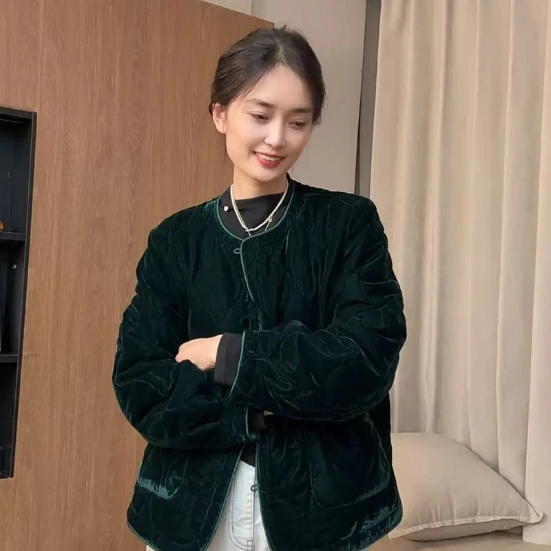 6881-宽松纯色丝绒厚款保暖女棉服棉衣短款圆领休闲