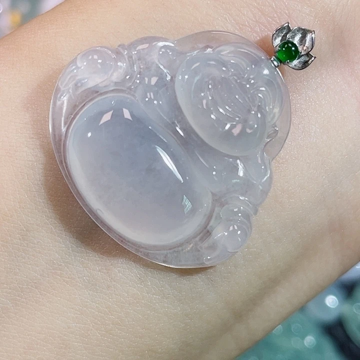 颈饰18K金镶嵌翡翠佛公