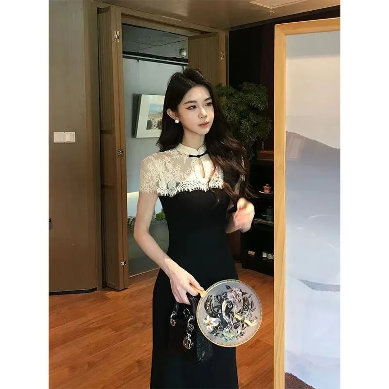 新中式名媛气质撞色蕾丝盘扣立领短袖长裙女2025夏季新款时尚显瘦