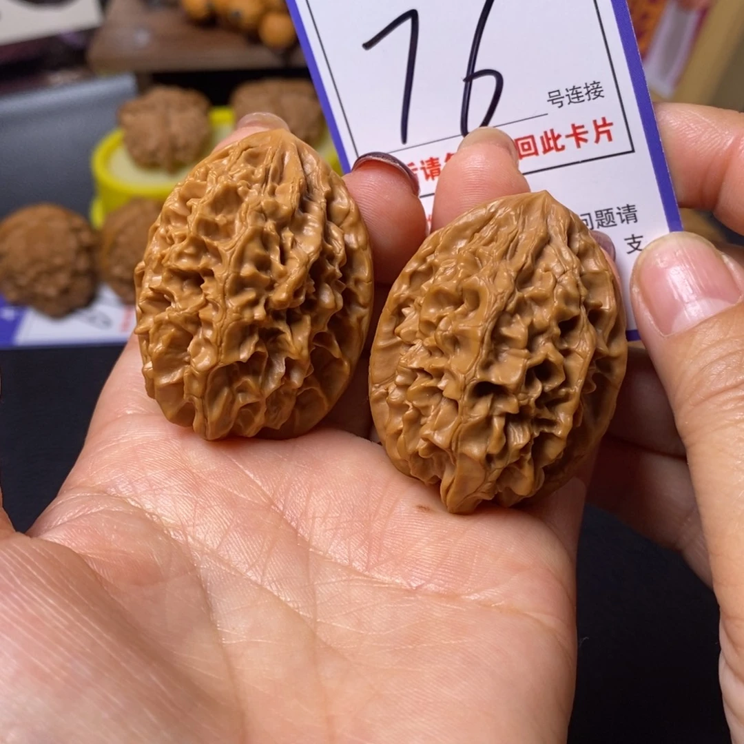 文玩核桃把件36招财鼠76