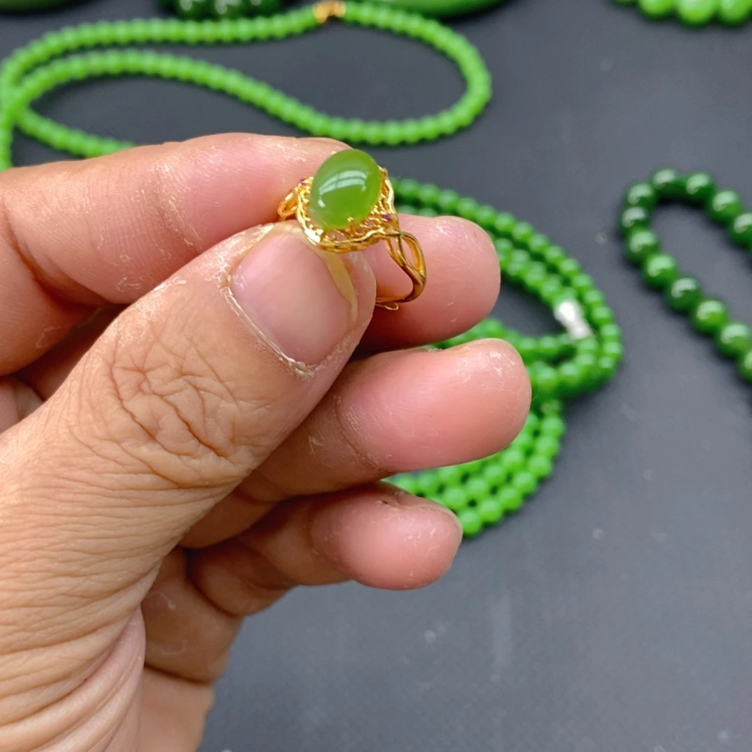 和田玉（碧玉）耳饰银S925镶嵌