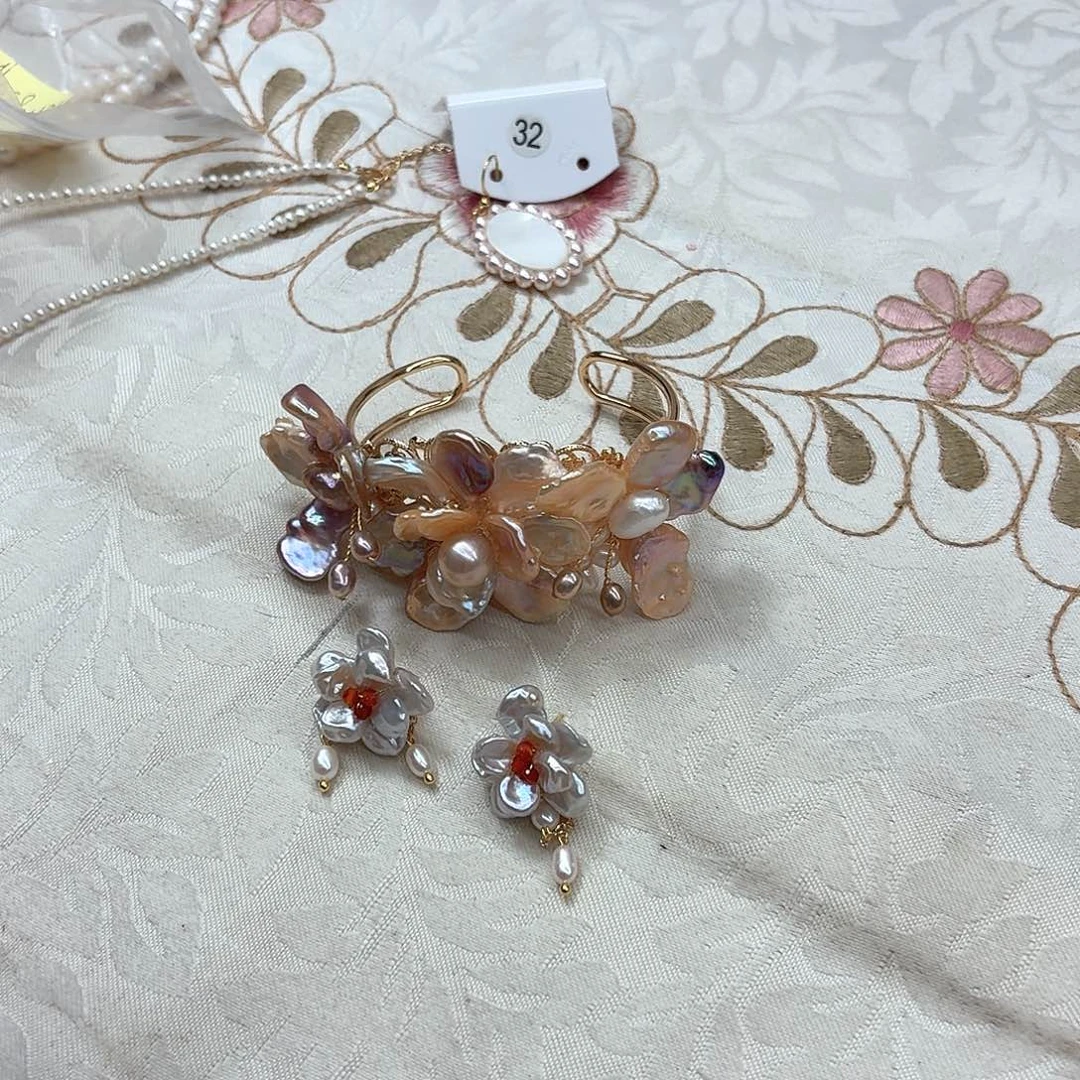 银S925镶嵌淡水珍珠耳饰誰****然