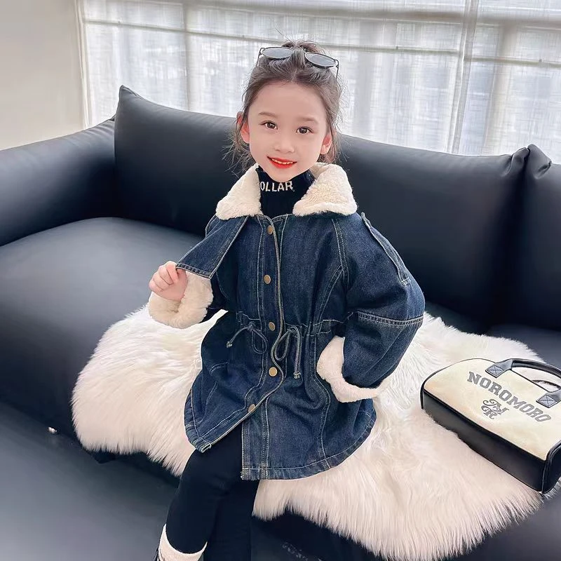 女童牛仔外套加绒加厚派克服风衣2024新款冬装洋气时髦潮童棉袄