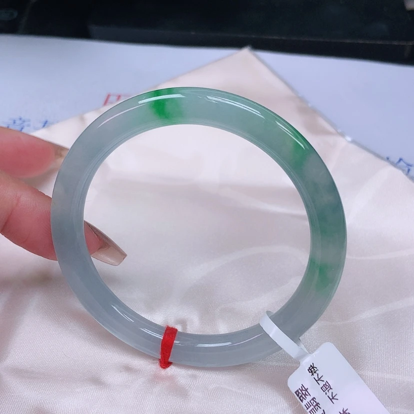 【闪购商品】翡翠手镯未镶嵌，