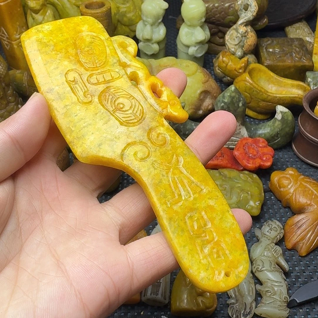 白玉菩提吊坠。。。