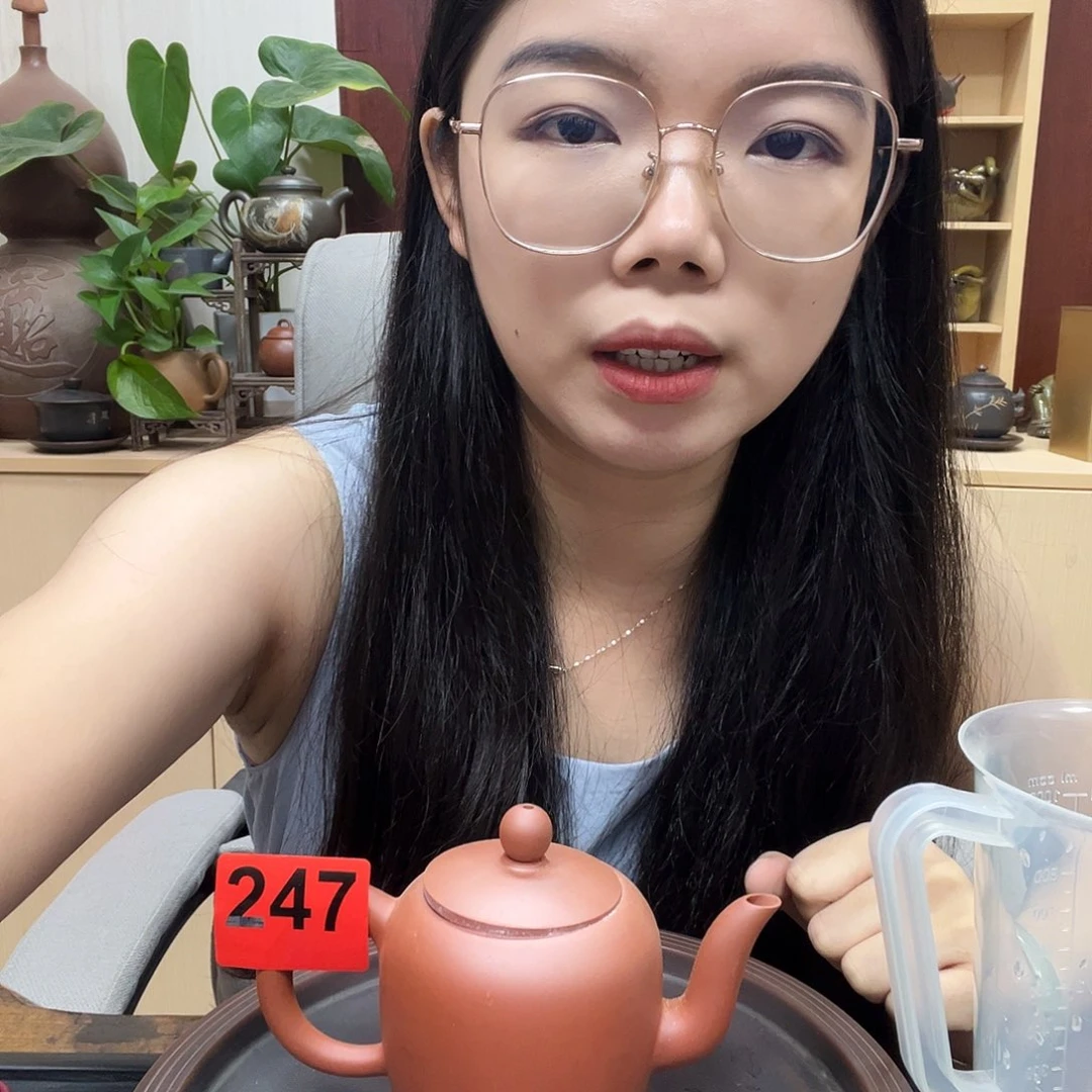 心***乱壶247老韩坭兴陶 柴烧美人肩