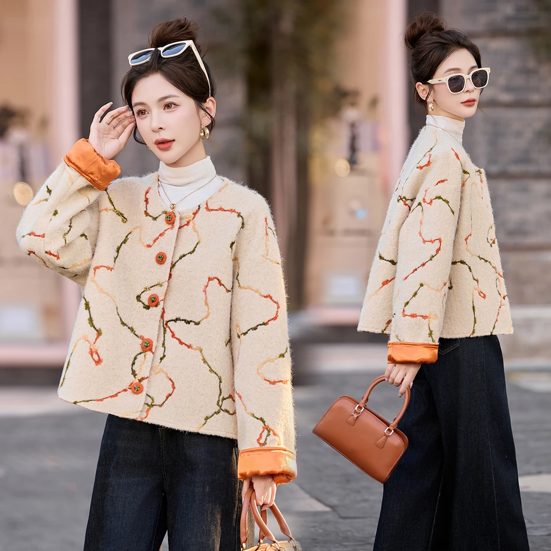 新中式2025秋季新款时尚撞色感毛毛提花小香风圆领外套女短款上衣