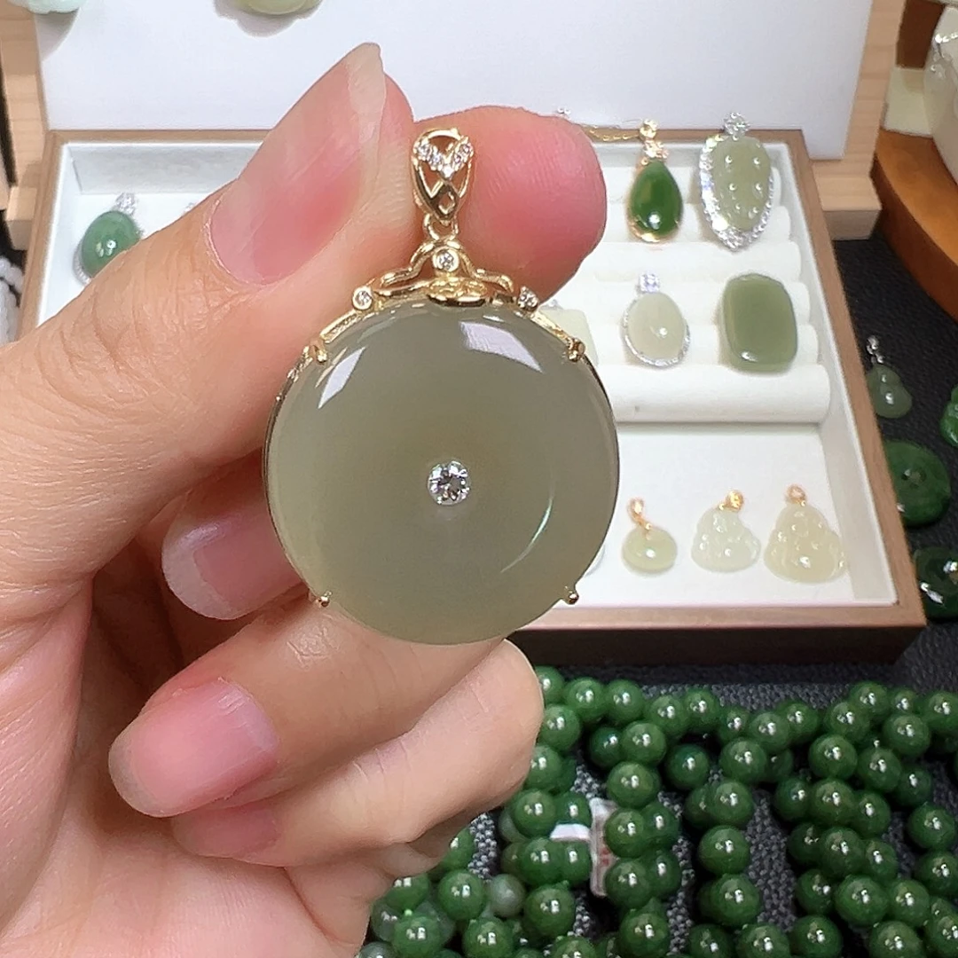 和田玉银S925镀金镶嵌颈饰