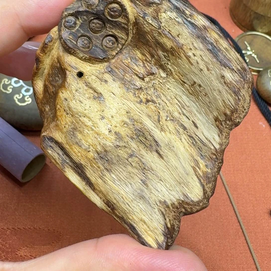 大叶紫檀（黑酸枝木类）