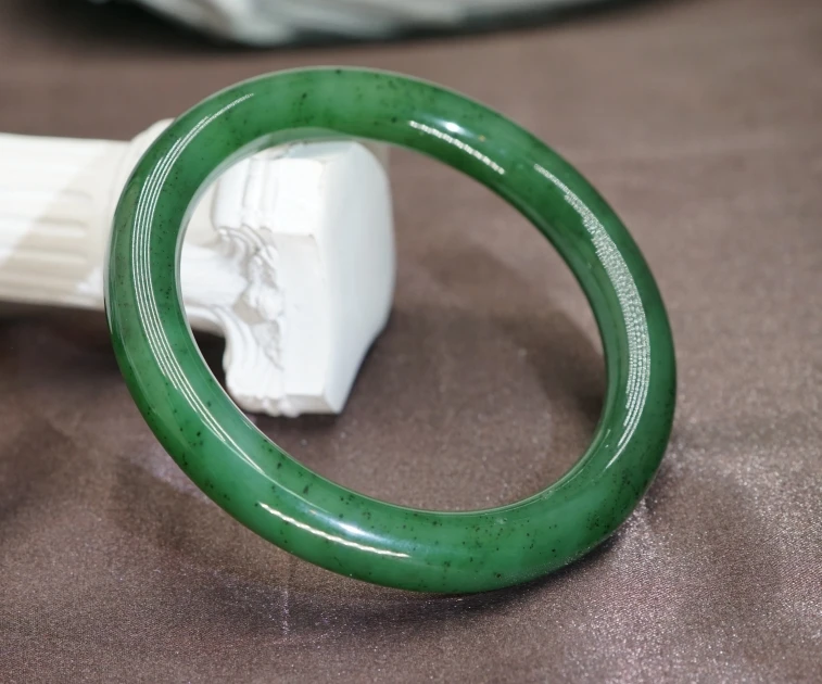 和田玉碧玉手镯 A011710