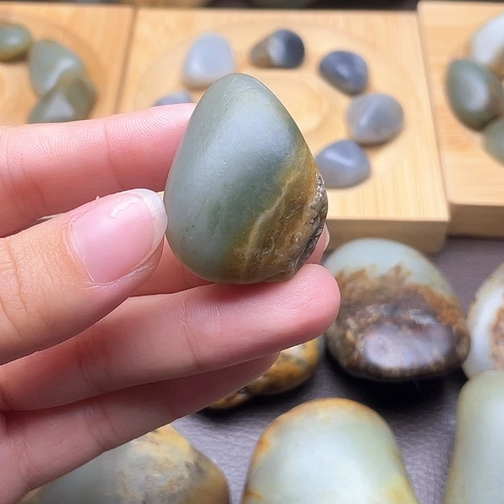 和田玉未镶嵌颈饰20