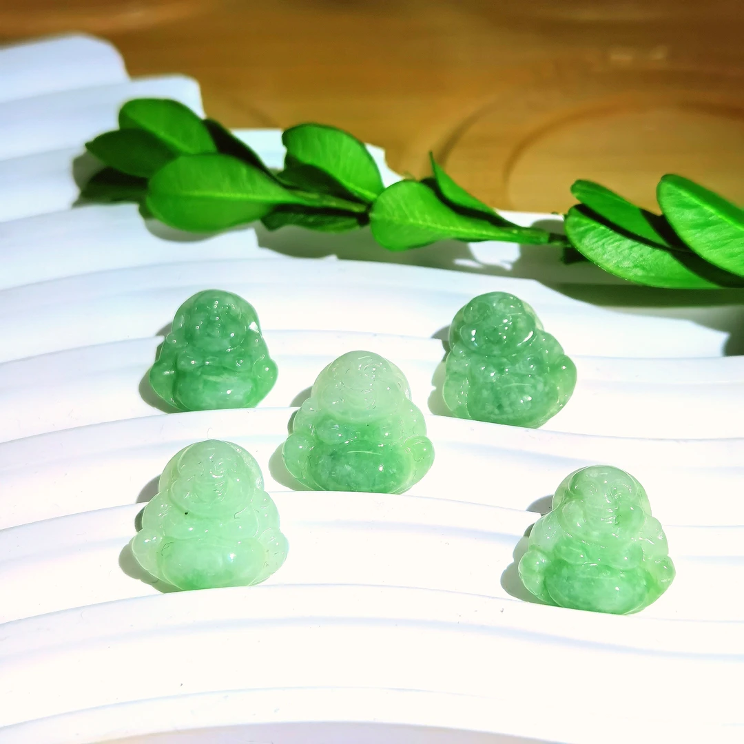 天然缅料A货翡翠佛公吊坠/多样性/一件（微瑕）