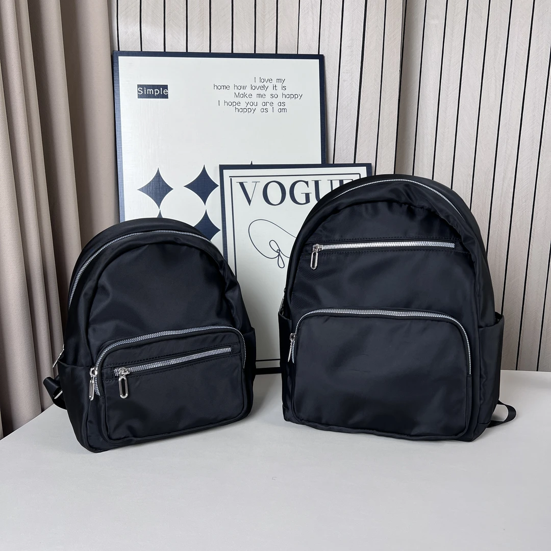 时代品牌【双肩包】休闲百搭旅游背包通勤包包 M10539