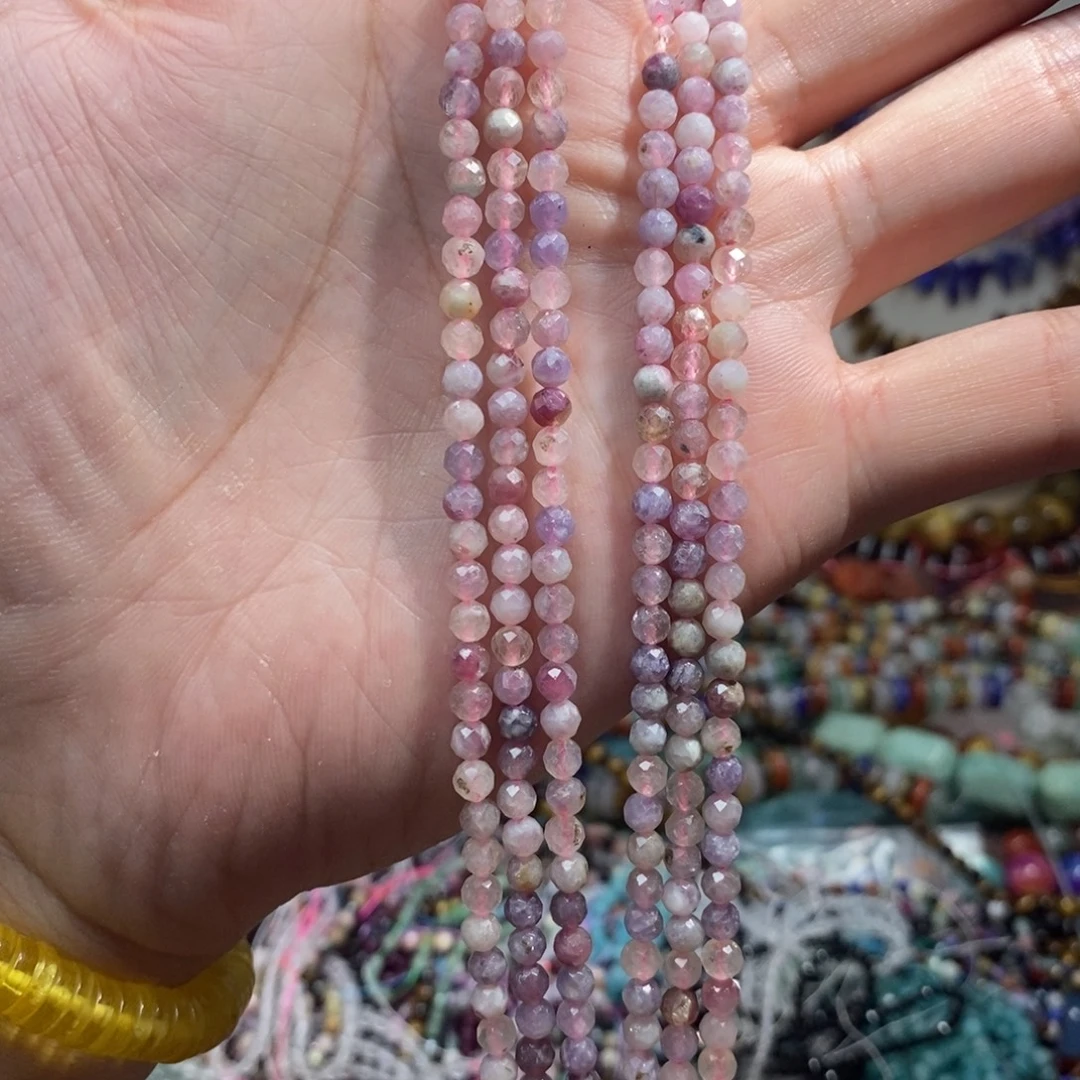未镶嵌，粉碧，玺切面4mm，石英质玉