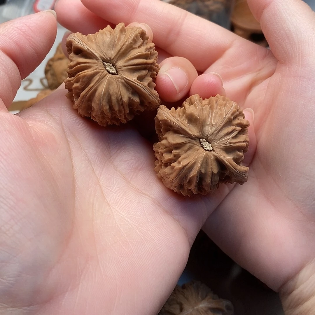 薄***道桃核把件42尺磨盘