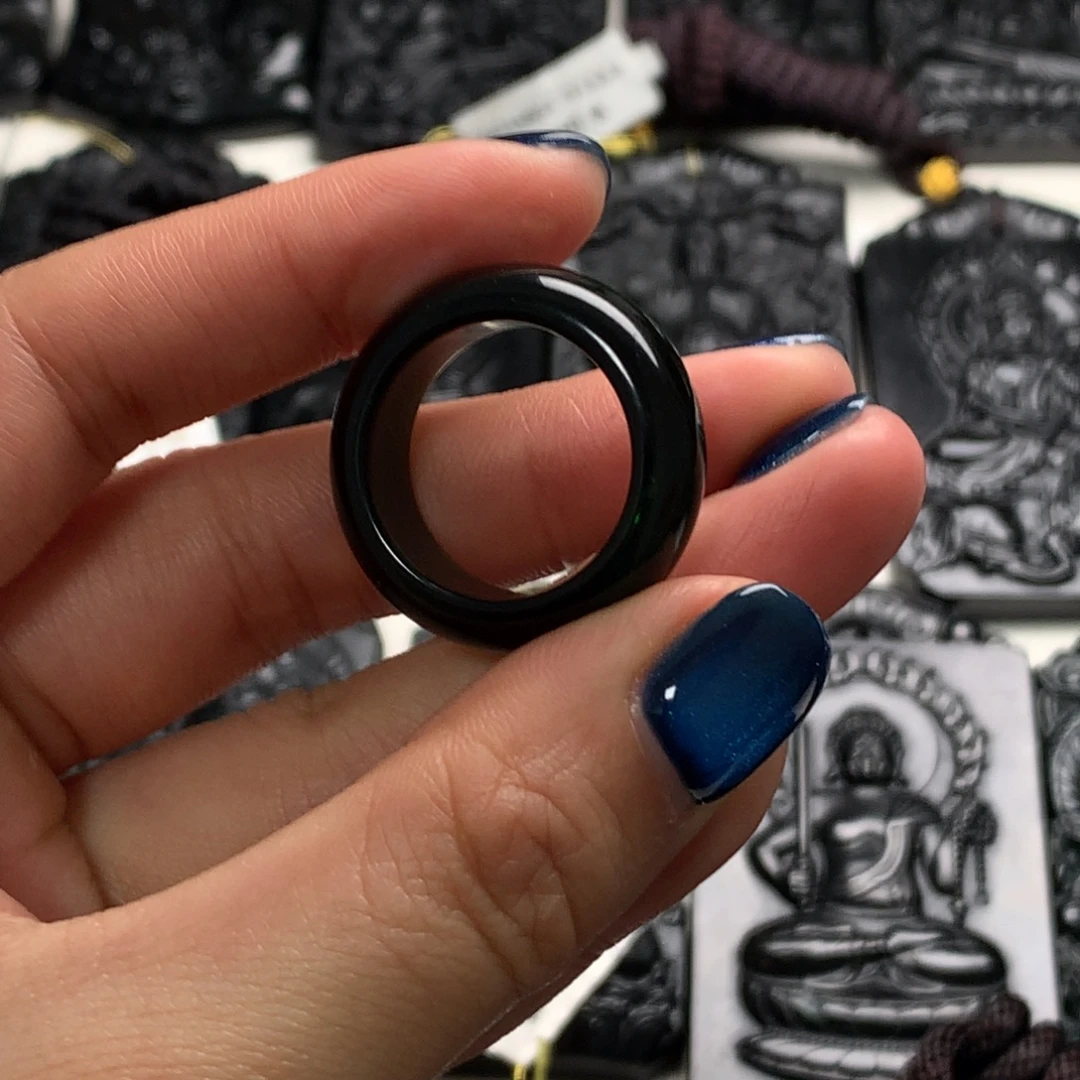 翡翠未镶嵌颈饰天然a货钢琴黑挂件19.2