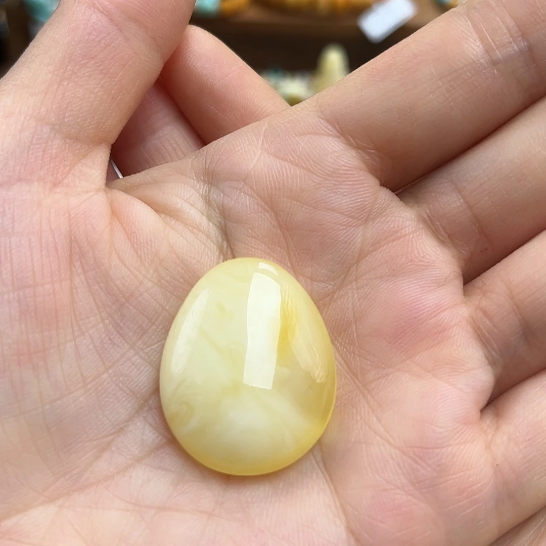 琥珀颈饰未镶嵌蜜蜡吊坠