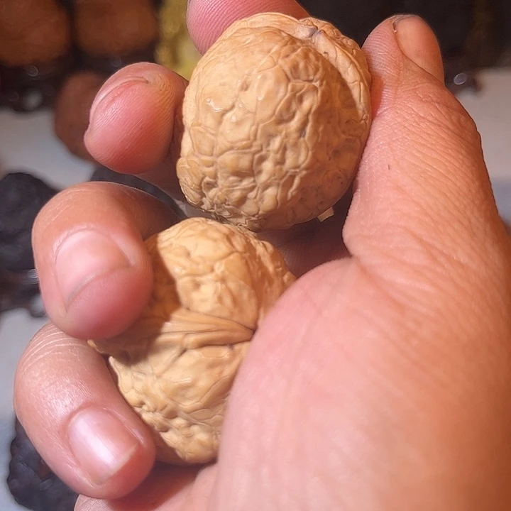 文玩核桃吊坠滇西89