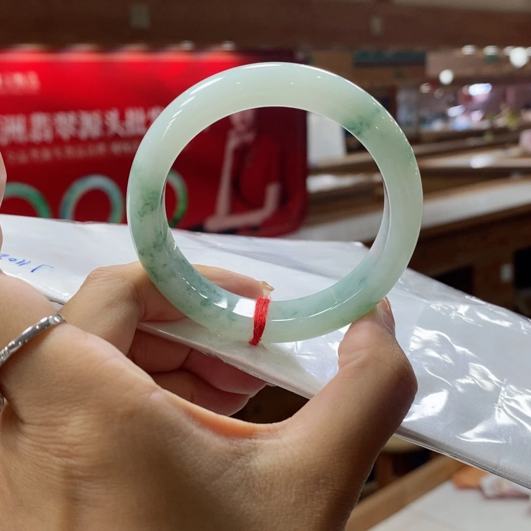 未镶嵌手镯翡翠翡翠