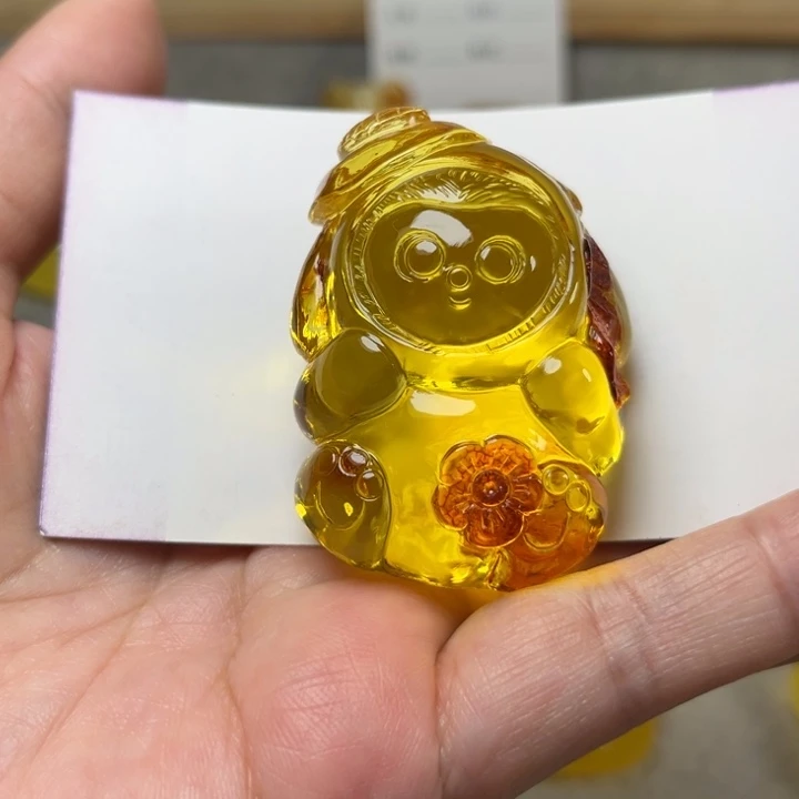 琥珀颈饰未镶嵌琥珀蜜蜡