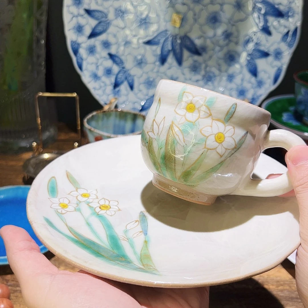 咖啡杯和咖啡杯也要注意身体