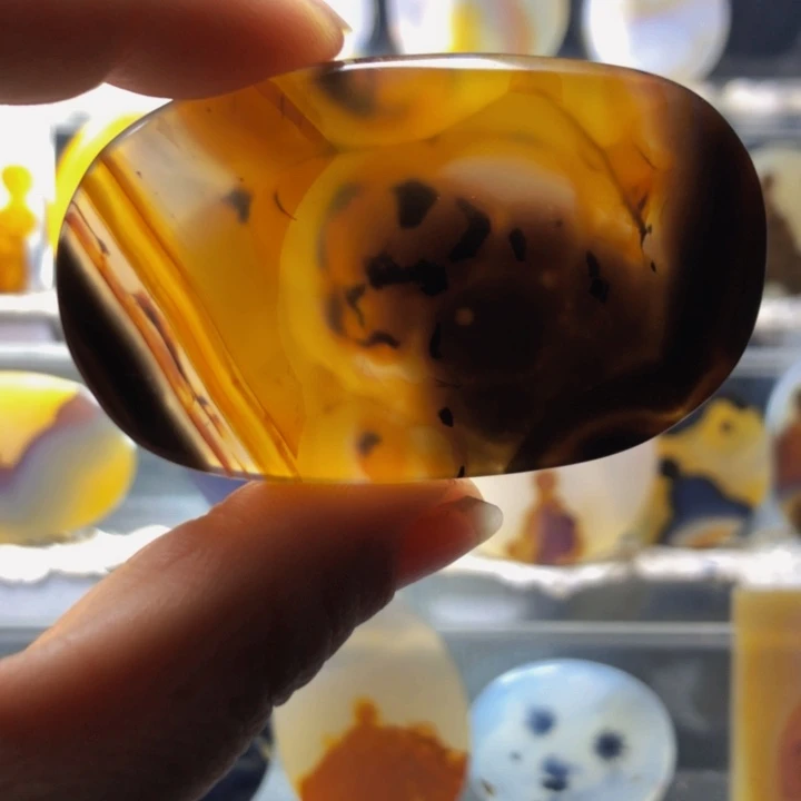 合金玛瑙/玉髓珠宝奇石76